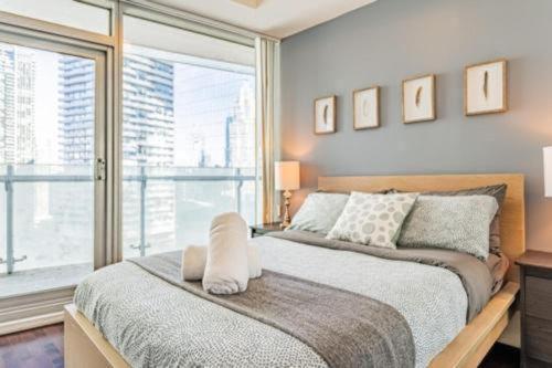 Downtown Suites Toronto Exterior foto
